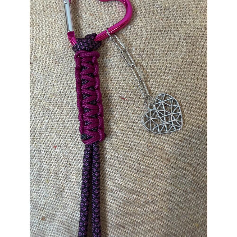 Fushia Heart Paracord Keychain - Picture 3 of 4